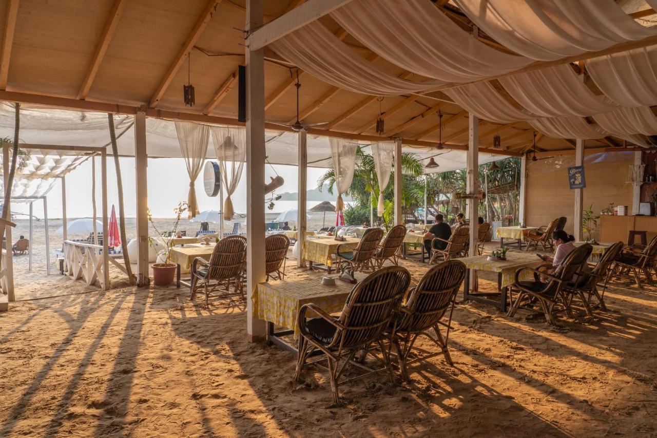 Cuba Patnem Hotel Patnem Beach Exterior foto