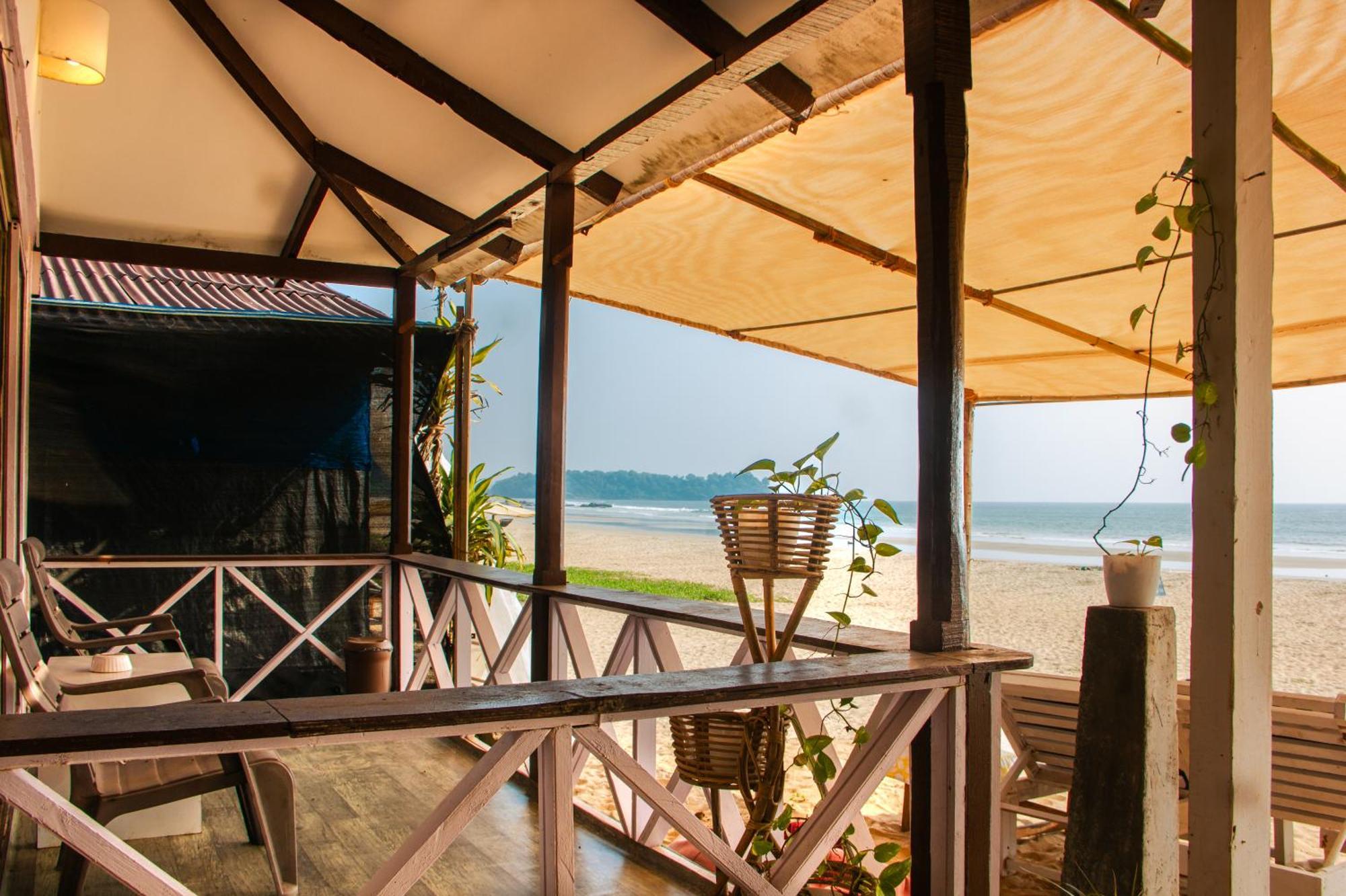 Cuba Patnem Hotel Patnem Beach Exterior foto